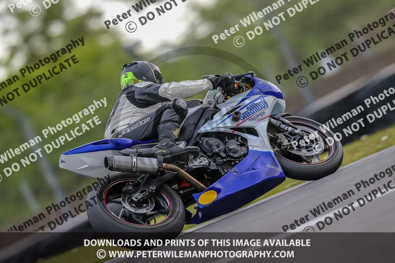 PJ Motorsport Photography;donington no limits trackday;donington park photographs;donington trackday photographs;no limits trackdays;peter wileman photography;trackday digital images;trackday photos